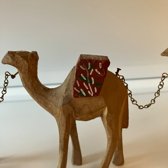 Handcarved camel train - Picture 5 of 9